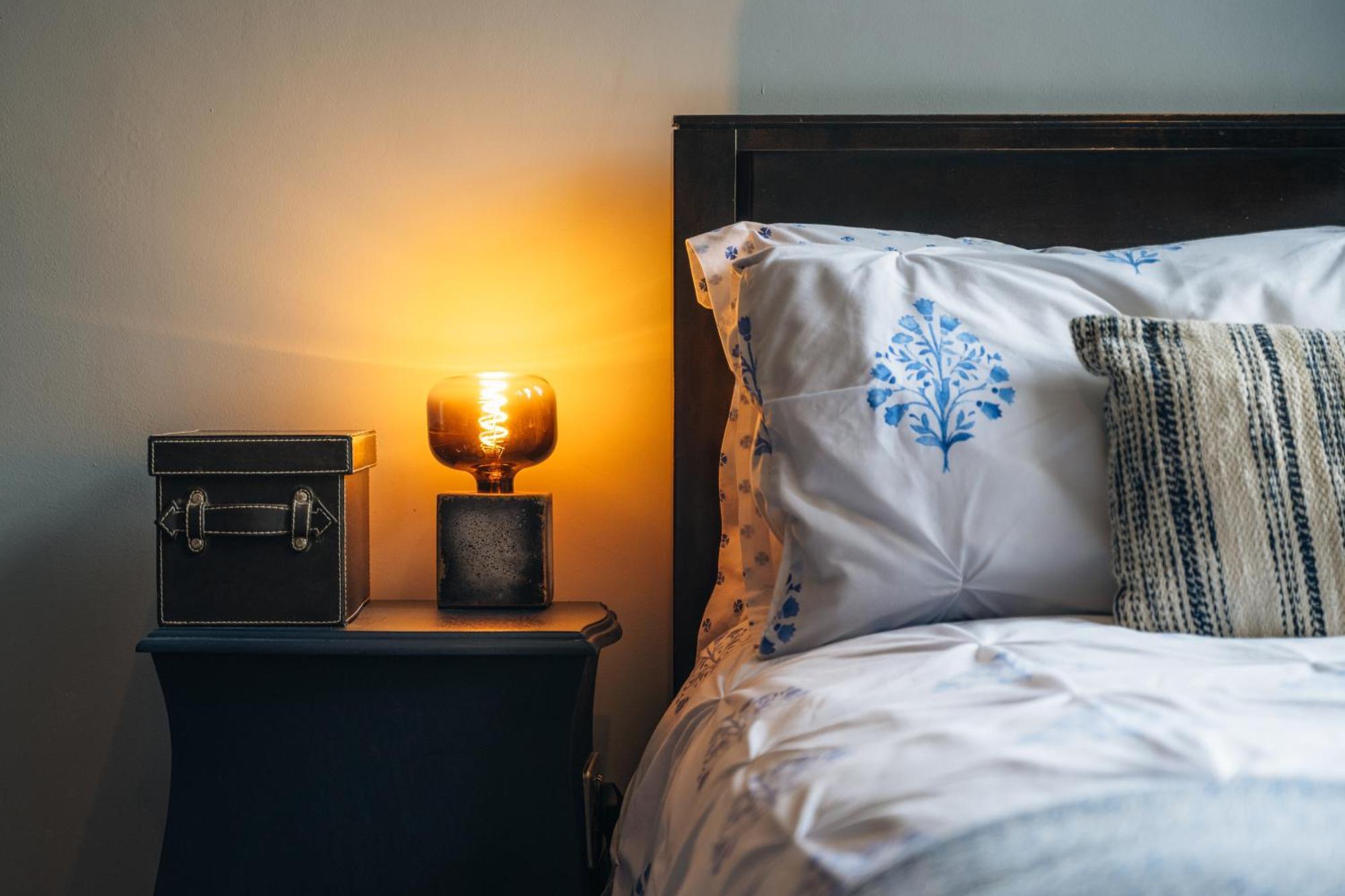 The Bolt Hole - Stratford Upon Avon - Central - Free Offstreet Parking - 2 Bed Luxury Apartment ภายนอก รูปภาพ